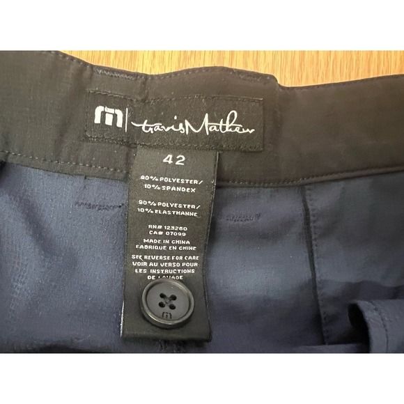 Travis Mathew Proceed With Caution Golf Shorts Size 42 Casual Navy Golfing - Picture 6 of 6